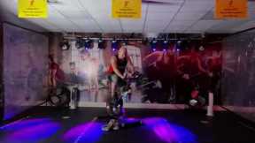 Spinning class / Indoor cycling fitness spin class  House & Trance with Lawrence @Feelgoodfitness