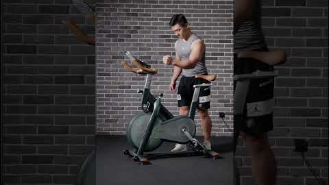 How to use spin bike for beginners.#indoorcycling #spinclass #spinbike #workouttips