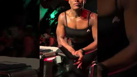 THIS BEAT DROP SENT ME INTO ORBIT!